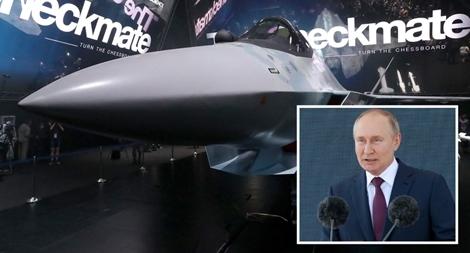 Tổng thống Putin đích thân kiểm tra siêu tiêm kích "Chiếu tướng"