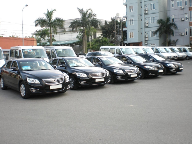 Sẽ xem xét lại Quyết định 64 về nhận xe biếu tặng