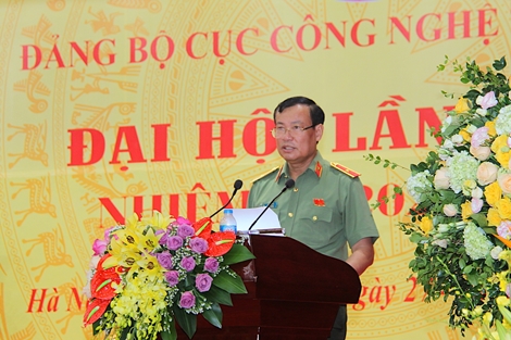 Nâng cao hiệu quả ứng dụng công nghệ thông tin trong công tác Công an