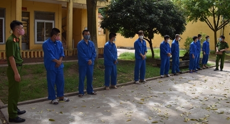 Khởi tố 9 đối tượng tổ chức đánh bạc và cá độ bóng đá 500 tỷ đồng