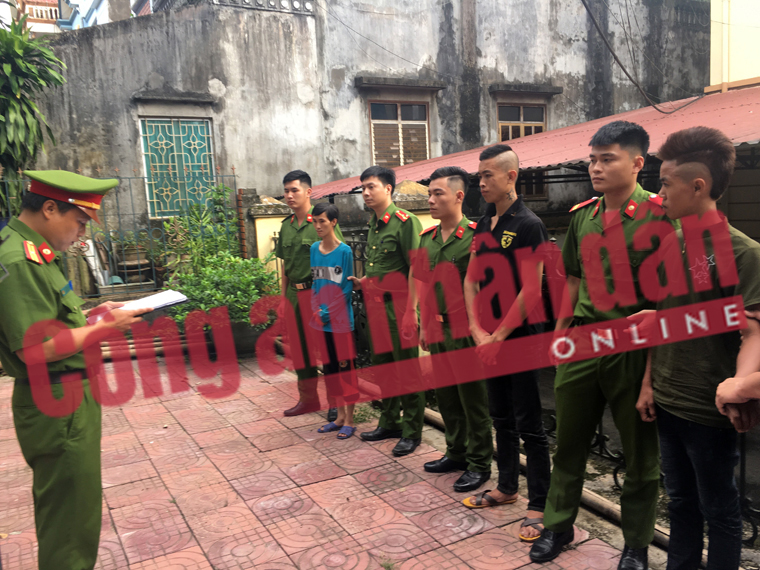 Bắt khẩn cấp 3 đối tượng cướp tài sản của người đang đi cấp cứu