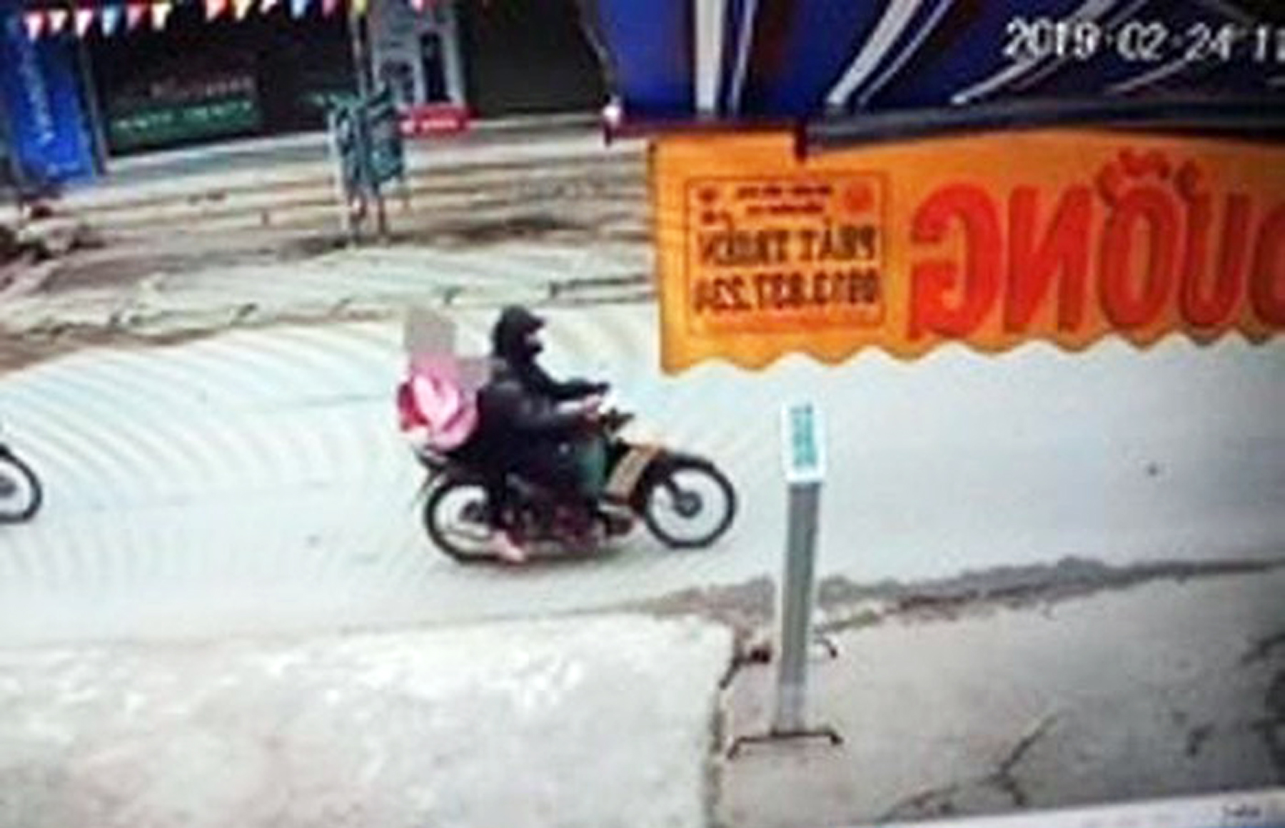 Khởi tố đối tượng đưa bé gái dưới 16 tuổi vào vườn chuối dở trò dâm ô