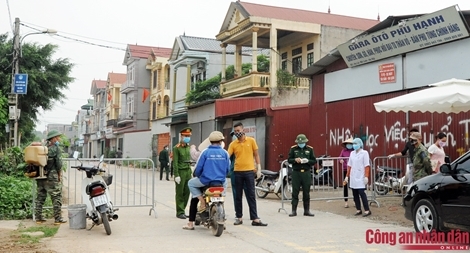 9 chốt chống dịch quanh “điểm nóng” Hạ Lôi