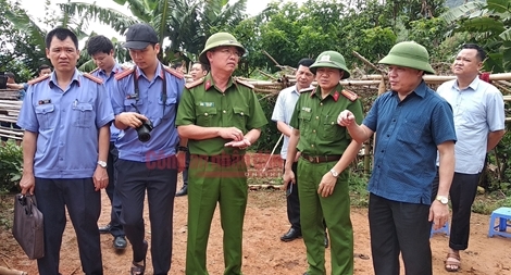 Mâu thuẫn cá nhân, dùng dao sát hại nhiều người rồi tự sát