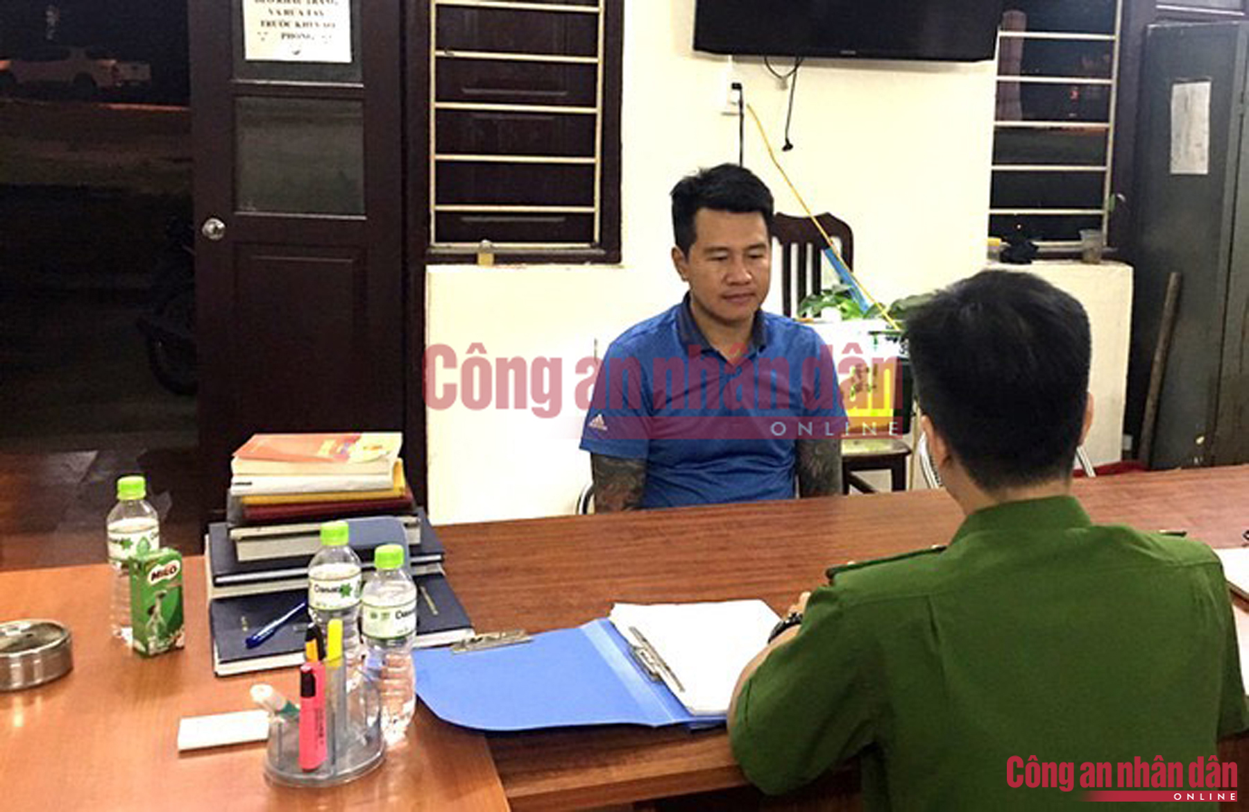 Bắt đối tượng cho vay lãi nặng dưới hình thức “bốc bát họ”