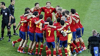 Tây Ban Nha vô địch và nỗi buồn của bóng đá châu Âu